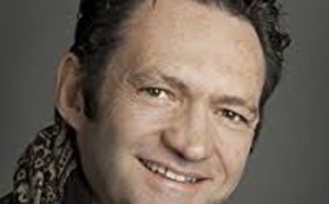 Communiquer avec les patients dans le cadre des urgences. Dr Ernil HANSEN et  Dr Franck Garden-Brèche Congrès International Hypnose et Douleur, Communiquer avec les patients dans le cadre des urgences. Dr Ernil HANSEN et  Dr Franck Garden-Brèche Congrès International Hypnose et Douleur,